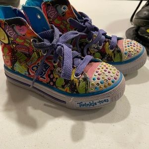 Girls Twinkle toes sneakers. Size 11